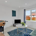 Modern Comfy 3Br 5Guest-Foosball-Central-Parking