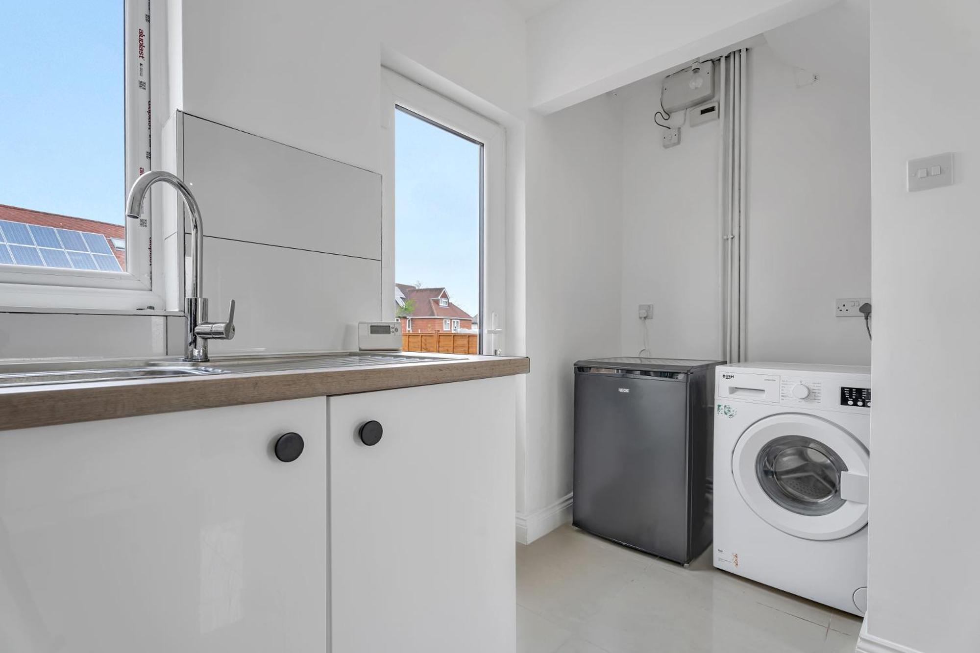 Holiday home Modern Comfy 3br 5guest-foosball-central-parking *