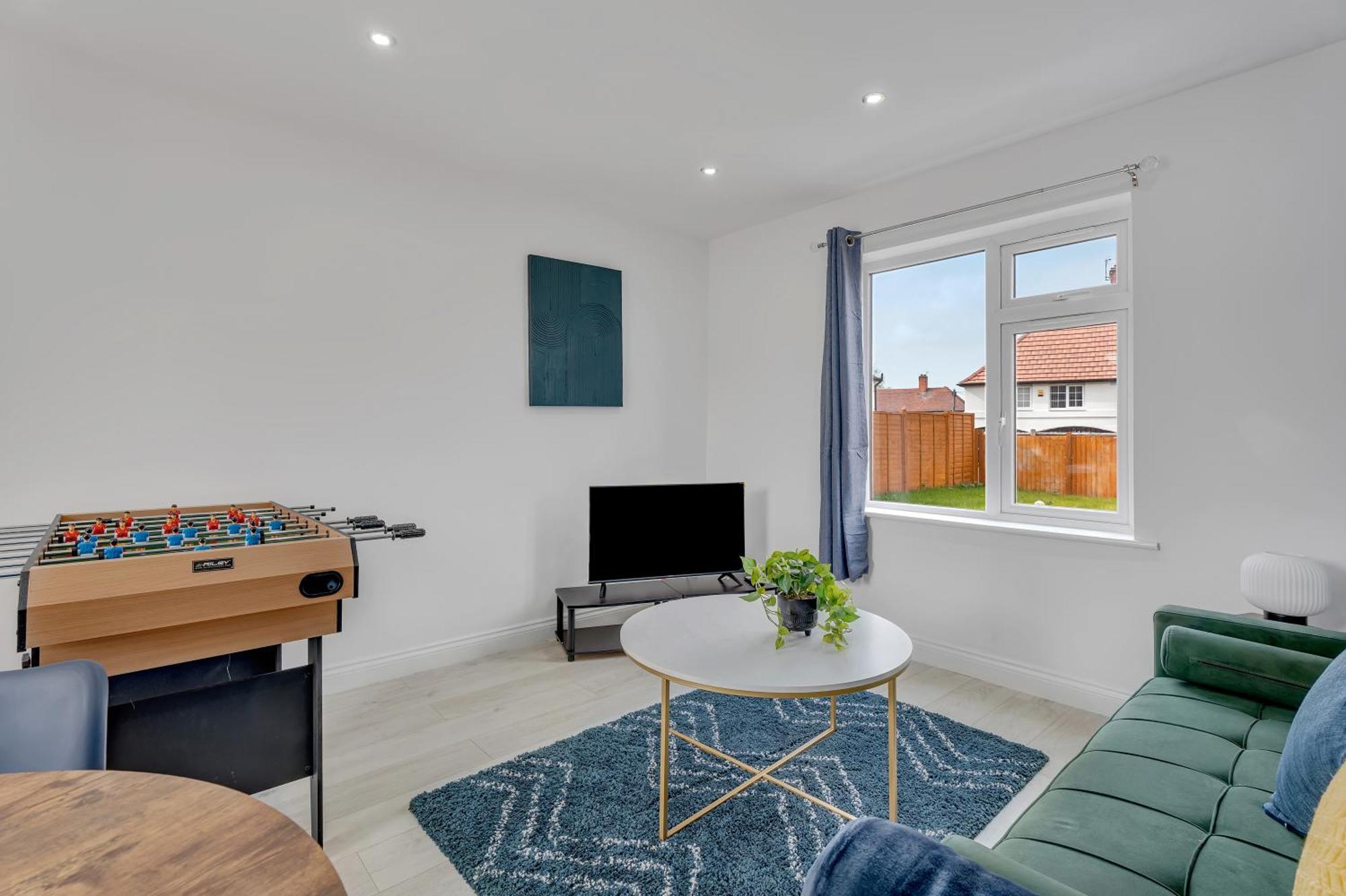 Modern Comfy 3br 5guest-foosball-central-parking * Nottingham